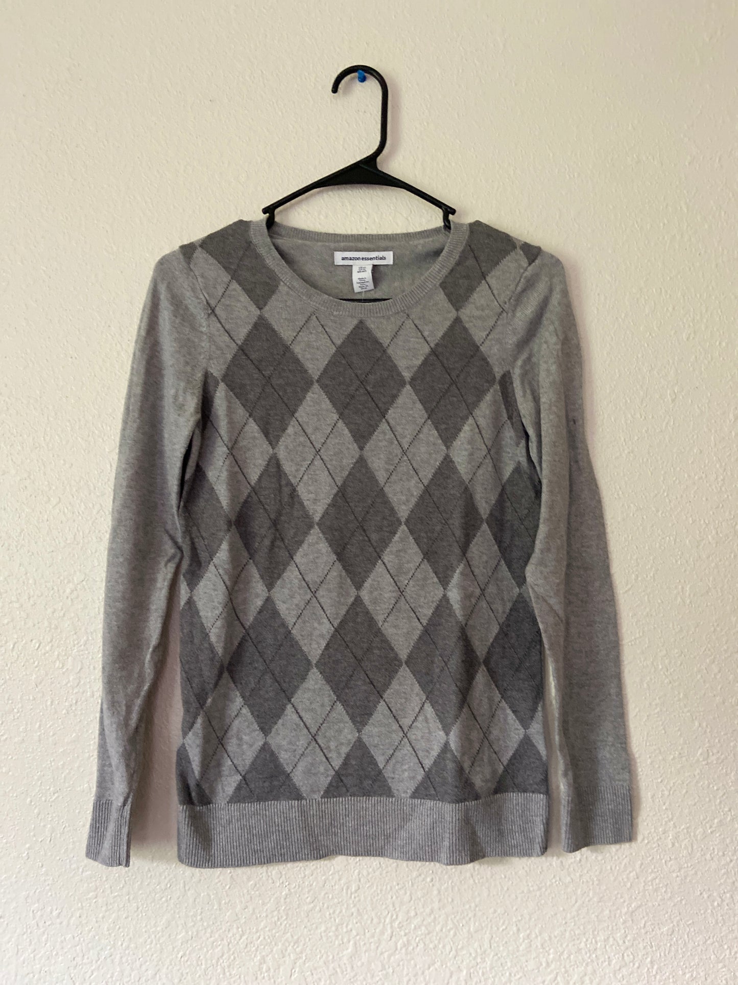 Grey Diamond Plaid Knit Sweater | From the Rack | Grace Thrifts | Curated Secondhand Styles | Located in Wasilla, AK