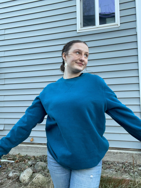 Basic Long Sleeve Crewneck | From the Rack | Grace Thrifts | Curated Secondhand Styles | Wasilla, AK