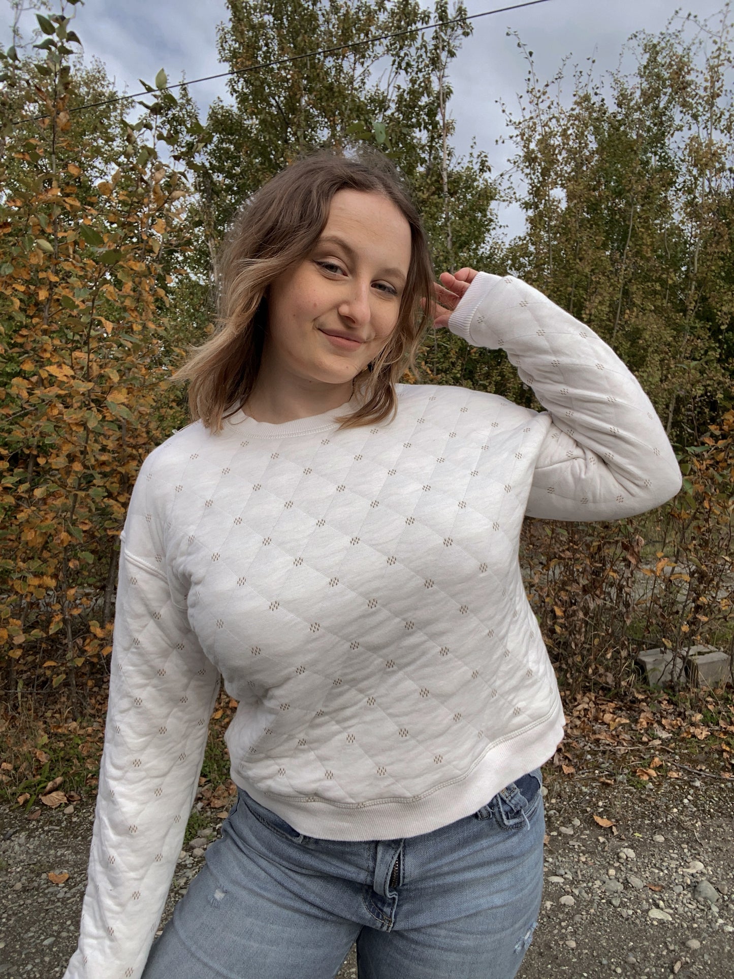 White Quilted Crewneck | From the Rack | Grace Thrifts | Curated Secondhand Styles | Located in Wasilla, AK