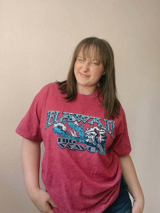 Hawaii Big Wave Graphic Tee