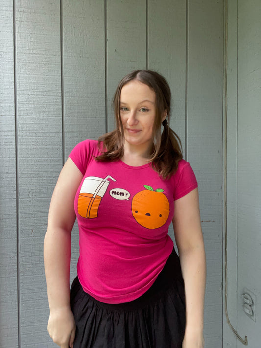 'Mom' Orange Graphic Tee | From the Rack | Grace Thrifts
