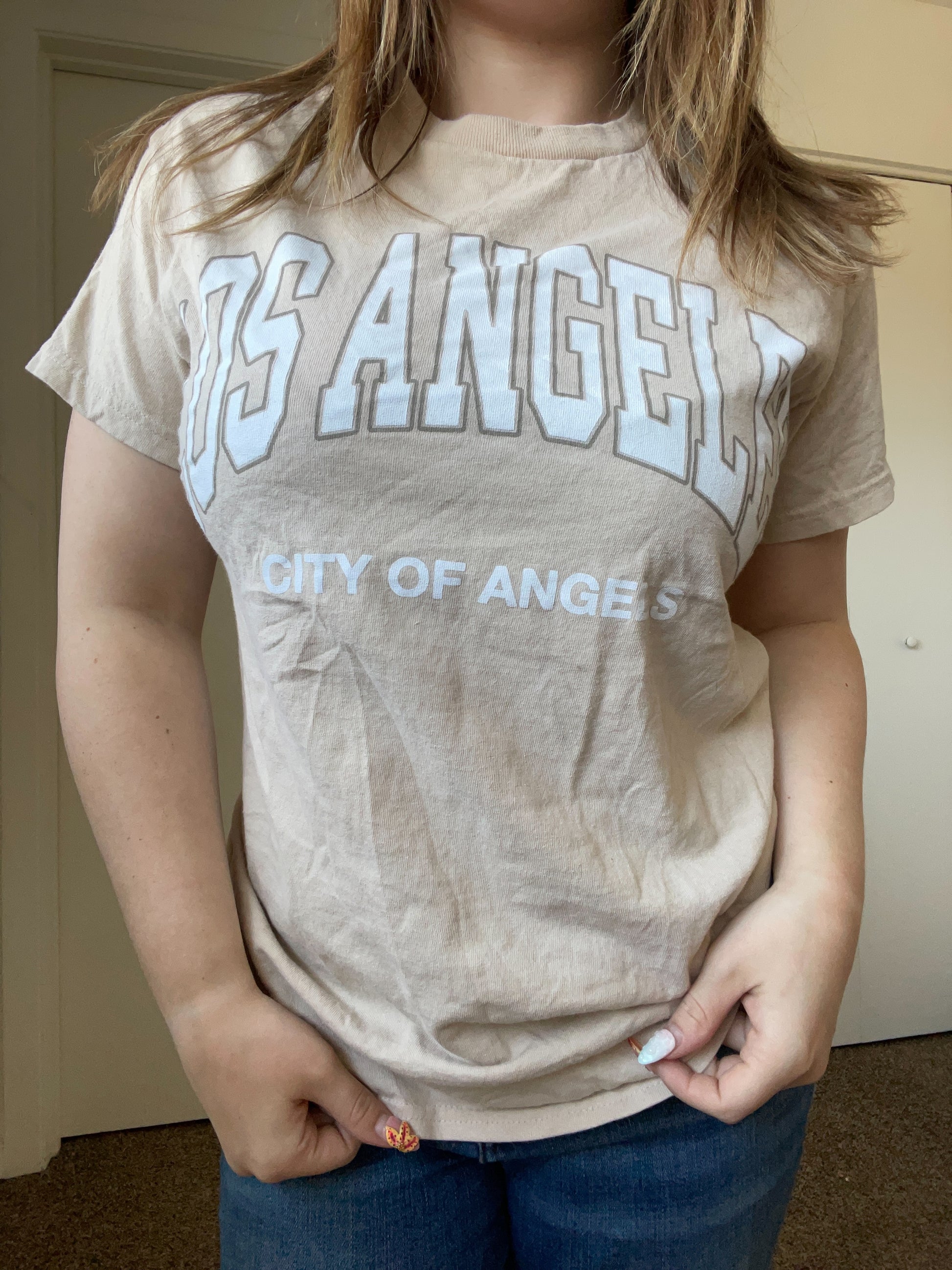 Beige Los Angeles Graphic Tee | From the Rack | Grace Thrifts
