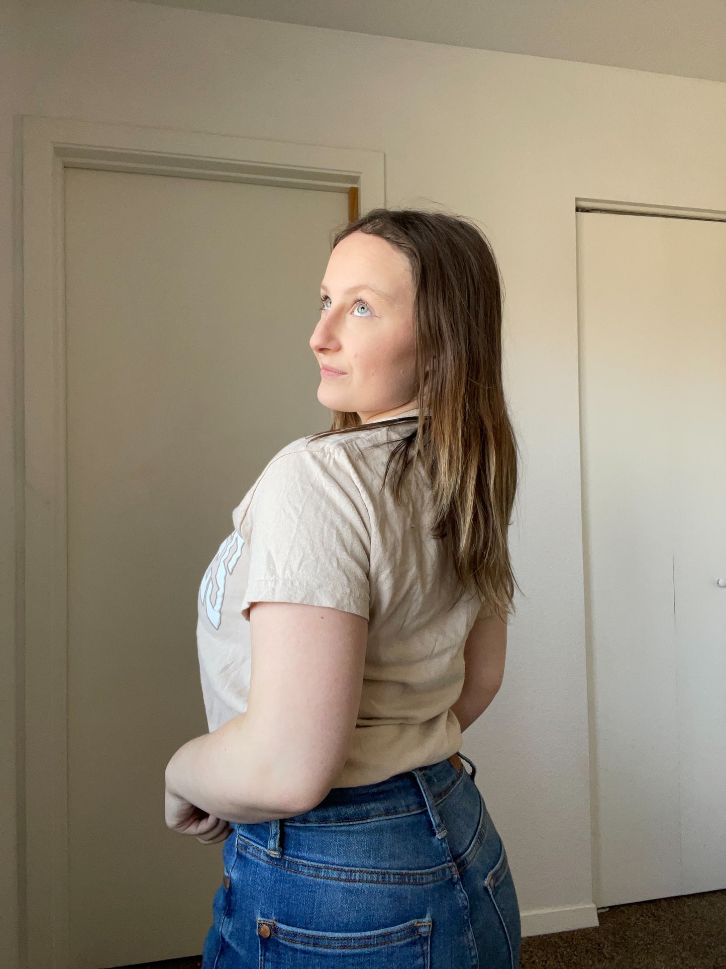 Beige Los Angeles Graphic Tee | From the Rack | Grace Thrifts
