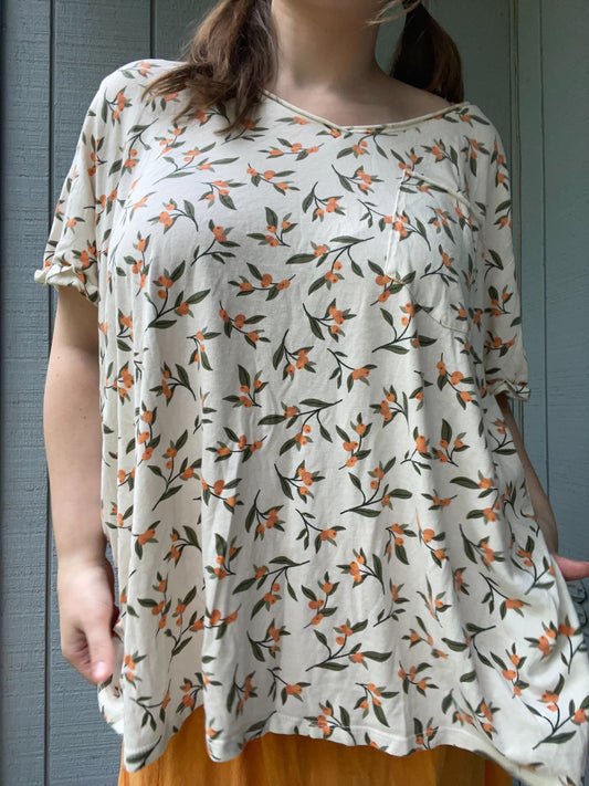 Orange Blossom Tee | From the Rack | Grace Thrifts