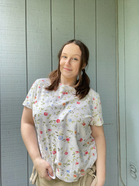 Picking Wildflowers Tee | From the Rack | Grace Thrifts

