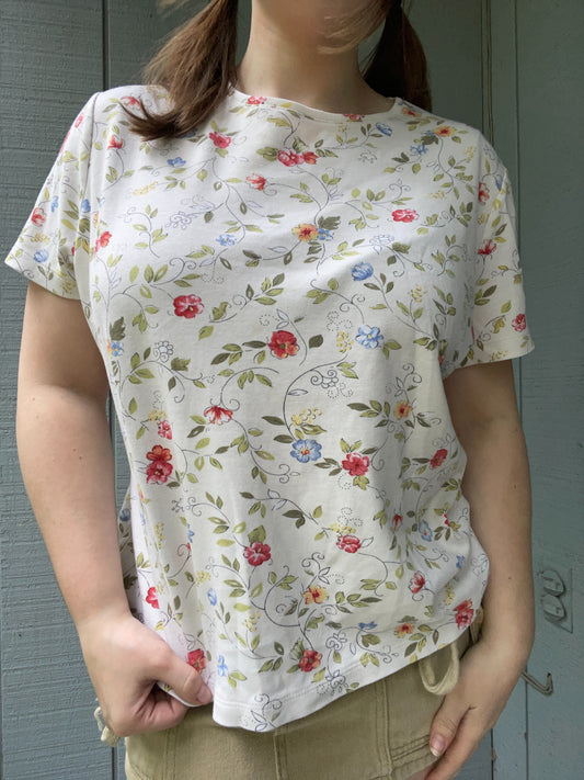 Picking Wildflowers Tee | From the Rack | Grace Thrifts


