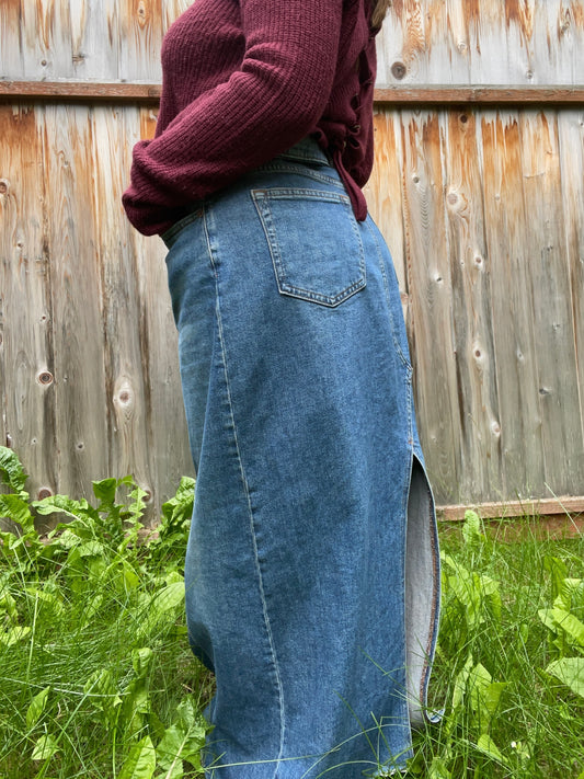 Levi’s Denim Midi Skirt | From the Rack | Grace Thrifts