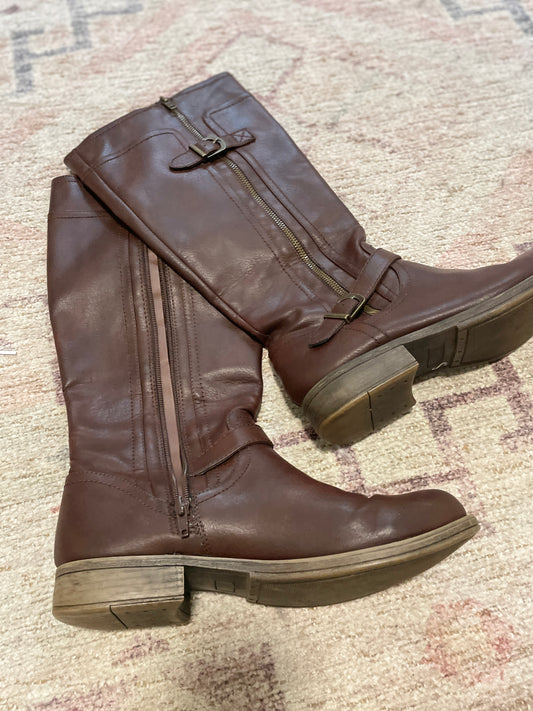 Brown Leather Buckle Boots | From the Rack | Grace Thrifts