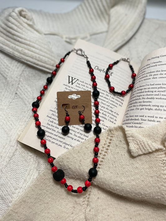 Red & Black Beaded Jewelry Set | From the Rack | Grace Thrifts