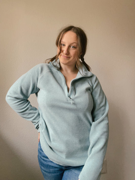Light Blue Patagonia Pullover | From the Rack | Grace Thrifts