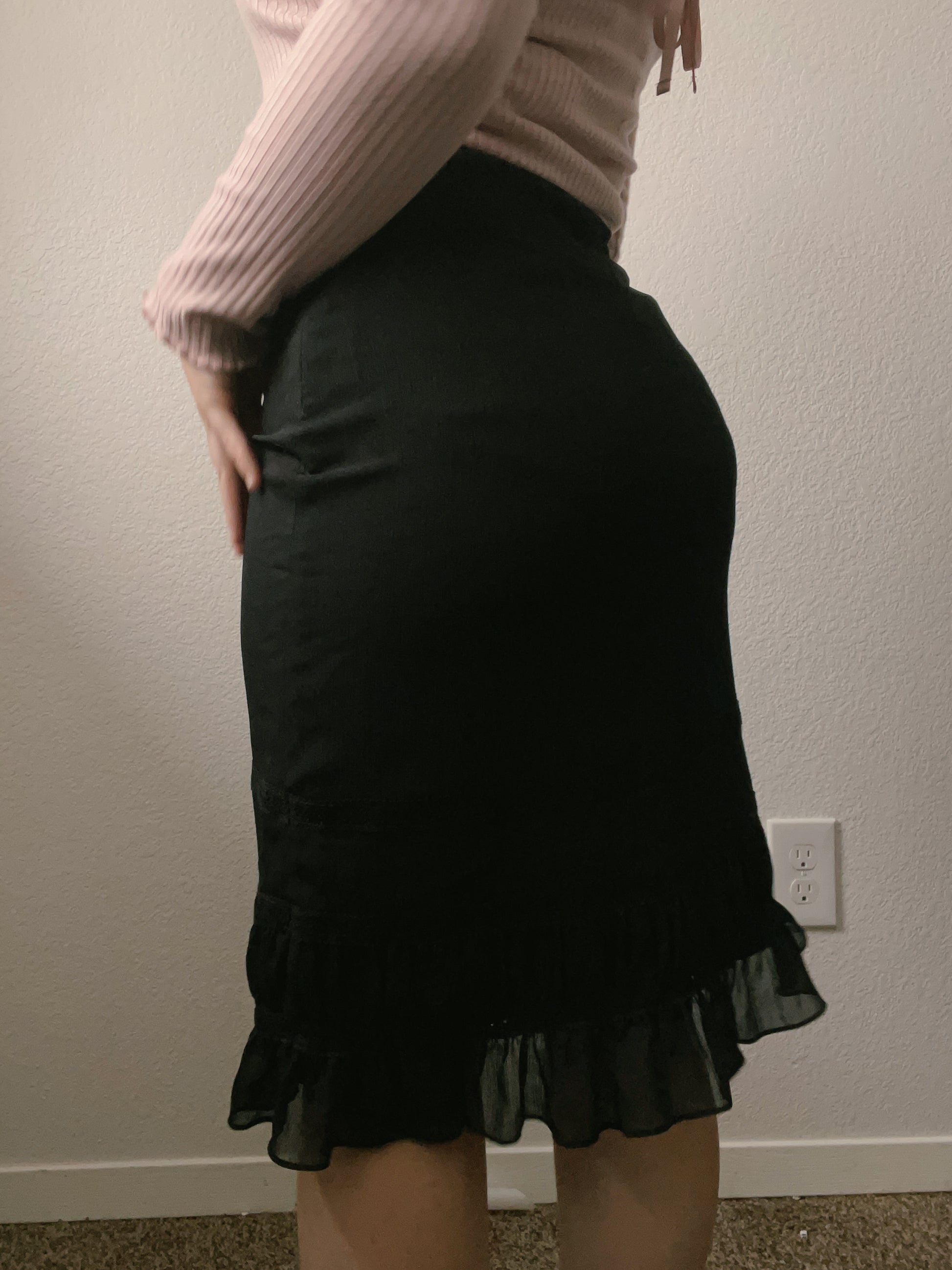 Black Lace Trim Skirt | From the Rack | Grace Thrifts