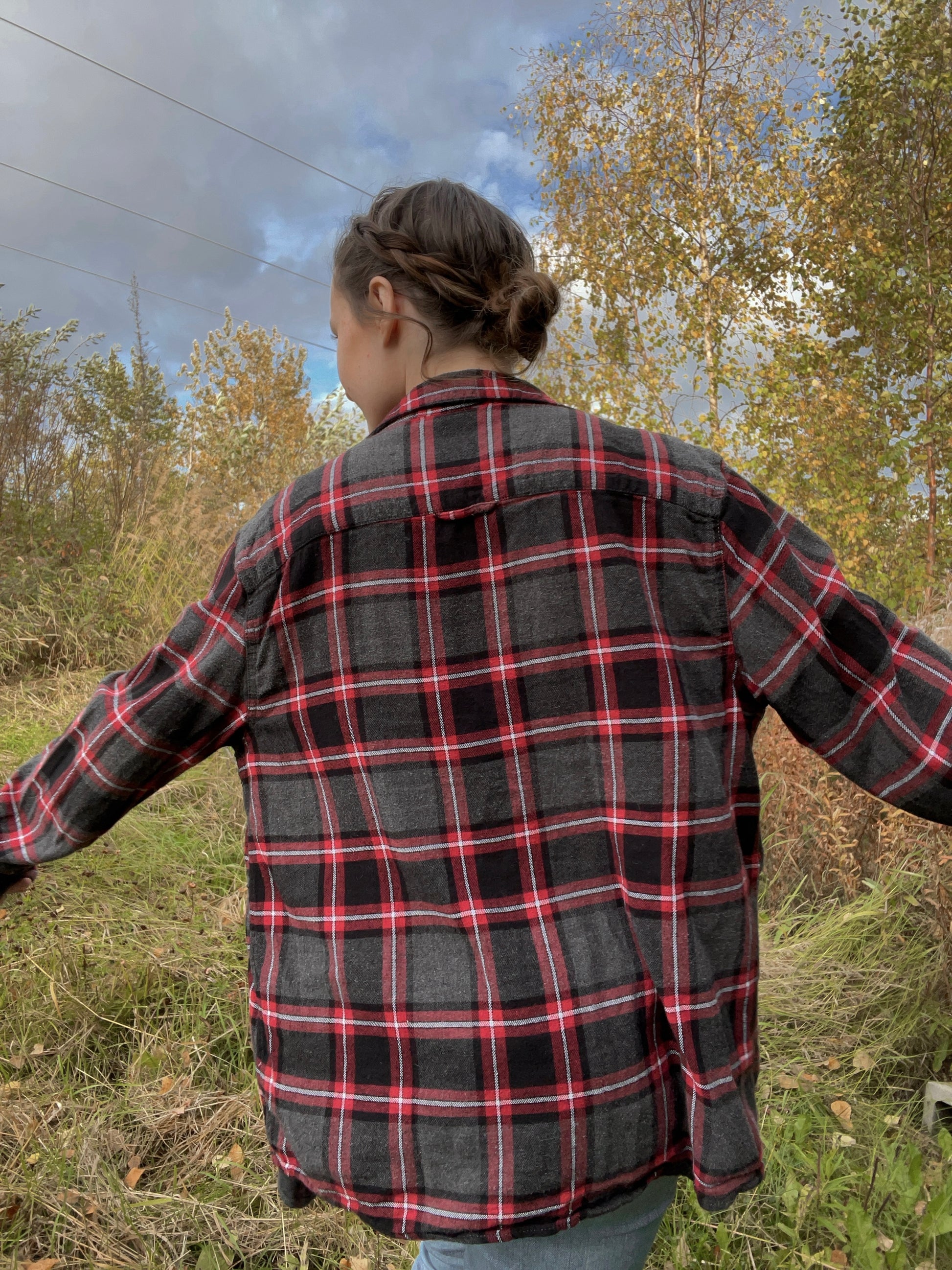 Red and Black Button Up Flannel | From the Rack | Curated Secondhand Styles | Grace Thrifts | Wasilla, AK